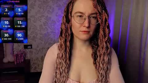 Agnes online show from December 21, 2025, 9:00 pm