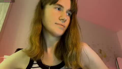 Snapshot of agniia257 chatting on June 25, 2026, 10:20 am Kleya online show from June 25, 2026, 10:20 am
