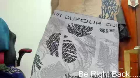 Agustin online show from October 18, 2025, 5:25 pm