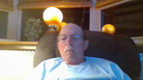 aguynrkfrd online show from June 9, 2026, 8:48 am