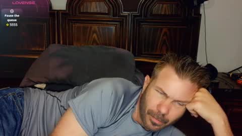 Blue Eyed Handsome Man online show from March 27, 2026, 9:36 pm