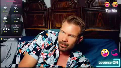 Blue Eyed Handsome Man online show from April 30, 2026, 1:12 am