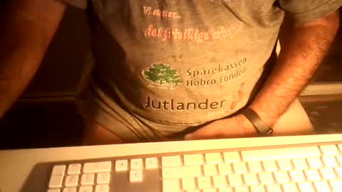 Snapshot of ahmole chatting on May 6, 2026, 11:10 pm Ole online show from May 6, 2026, 11:10 pm