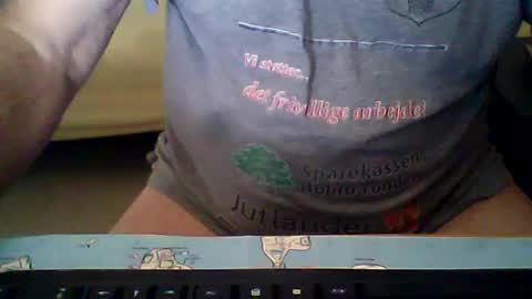 Snapshot of ahmole chatting on July 25, 2026, 8:34 am Ole online show from July 25, 2026, 8:34 am