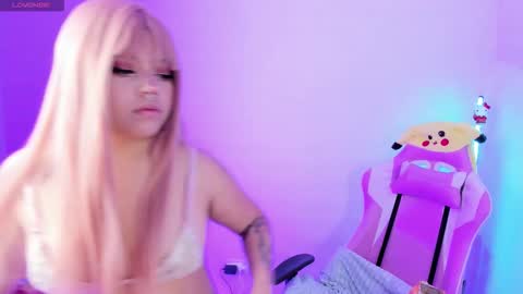 Snapshot of ahri_elderwood chatting on October 6, 2025, 4:32 am Ahri help me get to 100 online show from October 6, 2025, 4:32 am