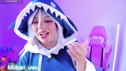 Snapshot of ahri_elderwood chatting on December 23, 2025, 5:05 am Ahri help me get to 100 online show from December 23, 2025, 5:05 am