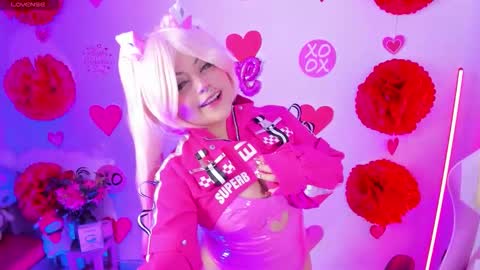 Snapshot of ahri_elderwood chatting on February 16, 2026, 4:52 am Ahri help me get to 100 online show from February 16, 2026, 4:52 am