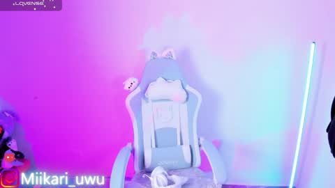 Snapshot of ahri_elderwood chatting on March 13, 2026, 8:15 pm Ahri help me get to 100 online show from March 13, 2026, 8:15 pm