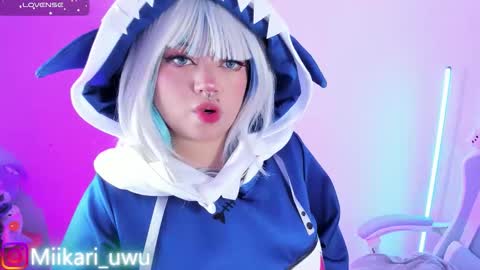 Snapshot of ahri_elderwood chatting on March 15, 2026, 4:51 am Ahri help me get to 100 online show from March 15, 2026, 4:51 am