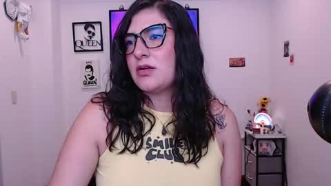 Ahriana Bluff online show from January 13, 2026, 4:12 pm