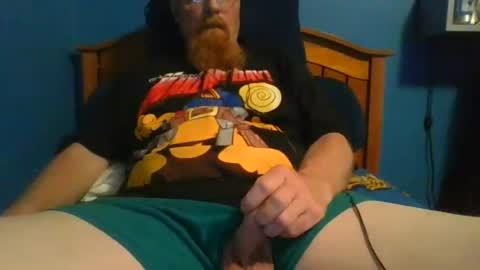 Snapshot of ahrnycumtoy chatting on June 18, 2026, 6:35 am hrnycummer online show from June 18, 2026, 6:35 am