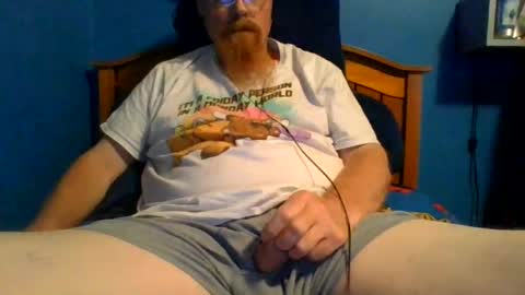 Snapshot of ahrnycumtoy chatting on August 4, 2026, 6:38 am hrnycummer online show from August 4, 2026, 6:38 am