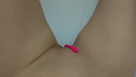 Snapshot of ahsexi chatting on December 18, 2024, 2:42 am Taylor online show from December 18, 2024, 2:42 am