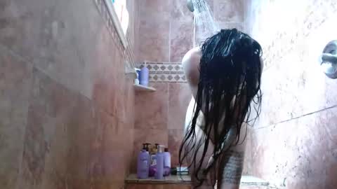 Kat online show from March 6, 2026, 6:59 pm