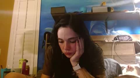 Kat online show from March 11, 2026, 8:53 am