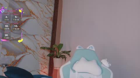 Snapshot of ahvi_ebony chatting on May 12, 2026, 1:41 pm Ahvi Ebony online show from May 12, 2026, 1:41 pm