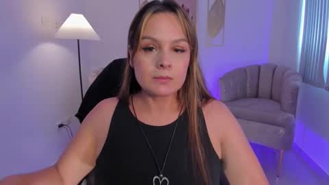 AIDA ADAMS online show from October 19, 2025, 7:36 pm