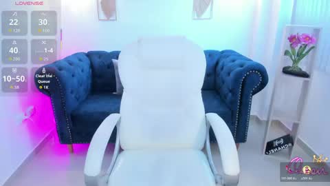AIDA ADAMS online show from May 19, 2026, 12:22 pm