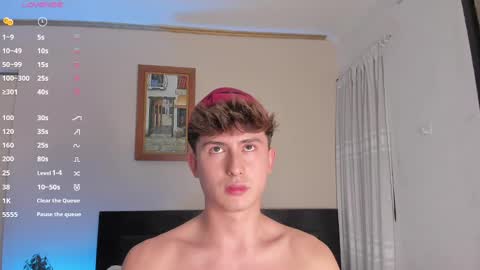 Snapshot of aidan_hale chatting on December 27, 2024, 11:42 pm A H online show from December 27, 2024, 11:42 pm