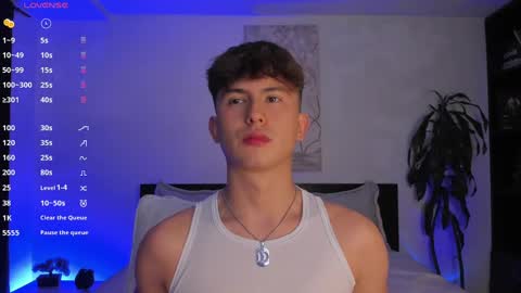 Snapshot of aidan_hale chatting on January 30, 2025, 2:27 am A H online show from January 30, 2025, 2:27 am