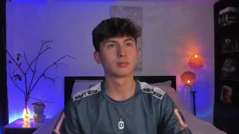 Snapshot of aidan_hale chatting on February 27, 2025, 3:36 am A H online show from February 27, 2025, 3:36 am