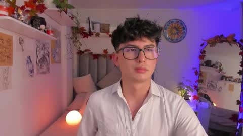 Snapshot of aidan_hale chatting on November 16, 2025, 1:33 am A H online show from November 16, 2025, 1:33 am