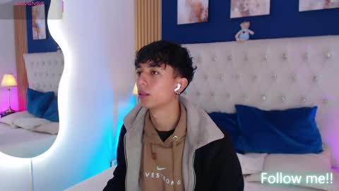 Aiden online show from April 24, 2026, 1:24 pm