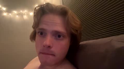 aidenisdunn online show from December 8, 2024, 1:36 pm