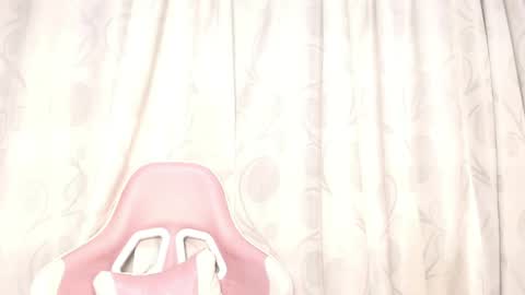 Snapshot of aiilynn_1 chatting on May 25, 2026, 10:27 pm Ailyn online show from May 25, 2026, 10:27 pm