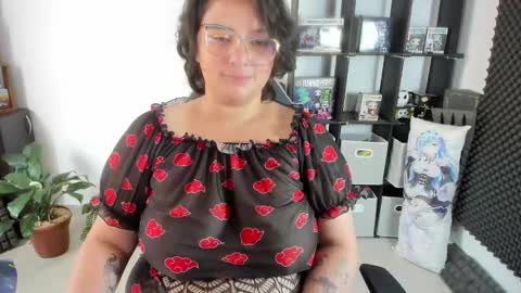 Catalina online show from January 10, 2025, 3:27 pm