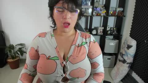 Catalina online show from February 9, 2025, 12:41 pm