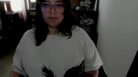 Catalina online show from April 30, 2026, 8:57 pm