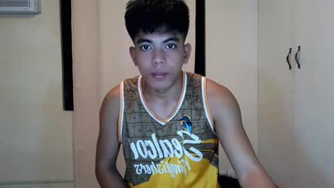 Snapshot of aikoelhara chatting on April 18, 2026, 7:07 pm Angelo online show from April 18, 2026, 7:07 pm