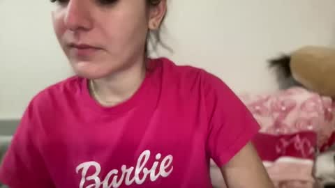 Snapshot of ailebun chatting on March 5, 2025, 5:18 am Aile online show from March 5, 2025, 5:18 am