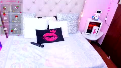 Snapshot of aileen_brown chatting on October 28, 2025, 4:27 am Aileen online show from October 28, 2025, 4:27 am