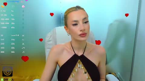 Allie  online show from June 13, 2026, 7:39 am