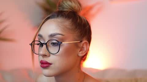  Aileen  online show from October 14, 2025, 7:36 pm