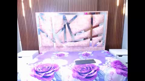 ailyncastrocm101 online show from March 13, 2026, 1:01 am