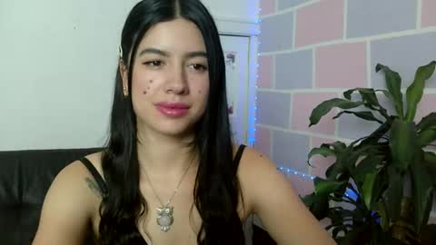 Snapshot of aine_ileana chatting on May 29, 2026, 5:00 pm J online show from May 29, 2026, 5:00 pm