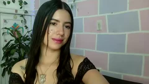 Snapshot of aine_ileana chatting on July 17, 2026, 2:02 pm J online show from July 17, 2026, 2:02 pm