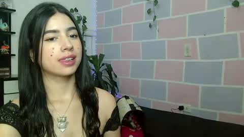 Snapshot of aine_ileana chatting on July 26, 2026, 3:08 pm J online show from July 26, 2026, 3:08 pm