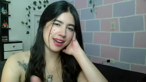 Snapshot of aine_ileana chatting on July 30, 2026, 6:29 pm J online show from July 30, 2026, 6:29 pm