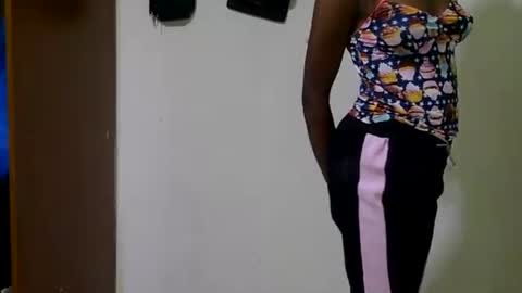 Snapshot of air_hottess chatting on November 23, 2025, 8:03 am Cindy online show from November 23, 2025, 8:03 am