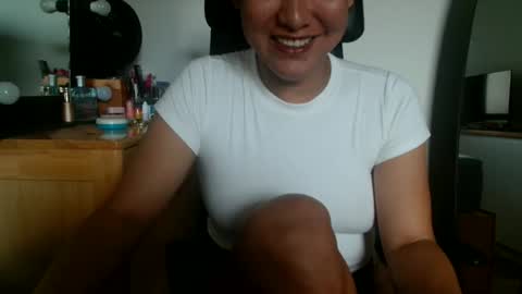 airalicious69 online show from June 7, 2026, 1:43 am
