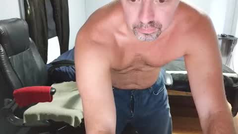 Daddy online show from April 30, 2026, 6:47 pm
