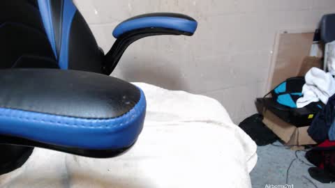 Leo  Airborn  Sir  Daddy online show from March 10, 2025, 5:54 am