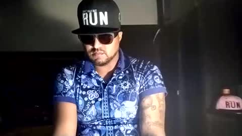 Snapshot of airoon91 chatting on October 6, 2025, 4:32 am airoon91 online show from October 6, 2025, 4:32 am