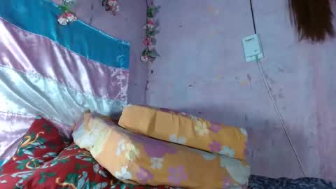 Jess online show from October 25, 2025, 8:25 pm