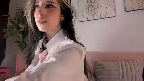Snapshot of aisha_bx chatting on July 6, 2026, 3:03 pm Aisha online show from July 6, 2026, 3:03 pm