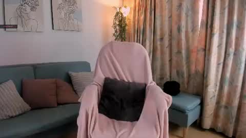 Snapshot of aisha_bx chatting on July 10, 2026, 2:08 pm Aisha online show from July 10, 2026, 2:08 pm